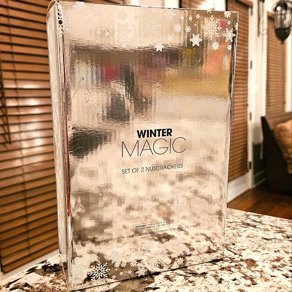 Pink Pastel Nutcracker Couple Set | 2pcs - Picture 3 of 3